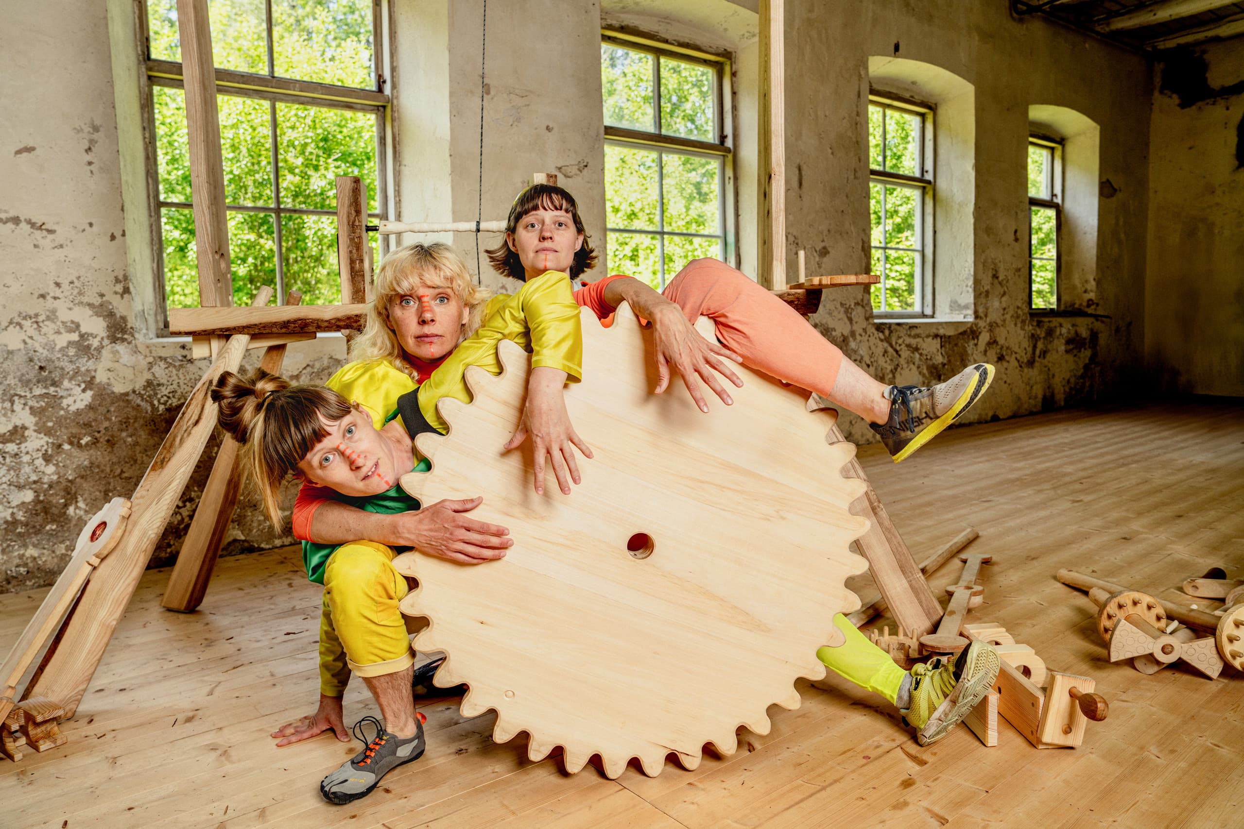 1777364231_Arenaslojd---Automata-akrobata---Press1-Fotograf-Jonas-Persson-_resedit